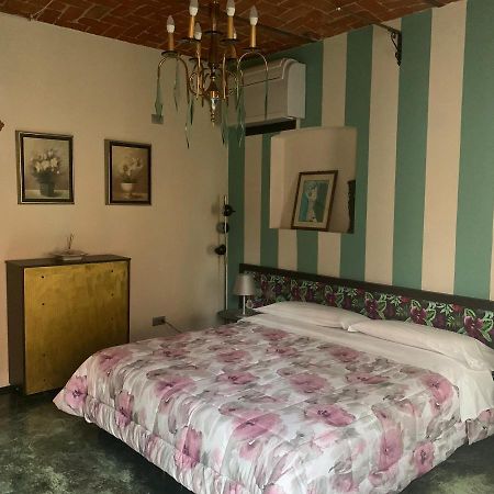 Cortiletto D'Alba Camere Con Ristorante Exteriér fotografie