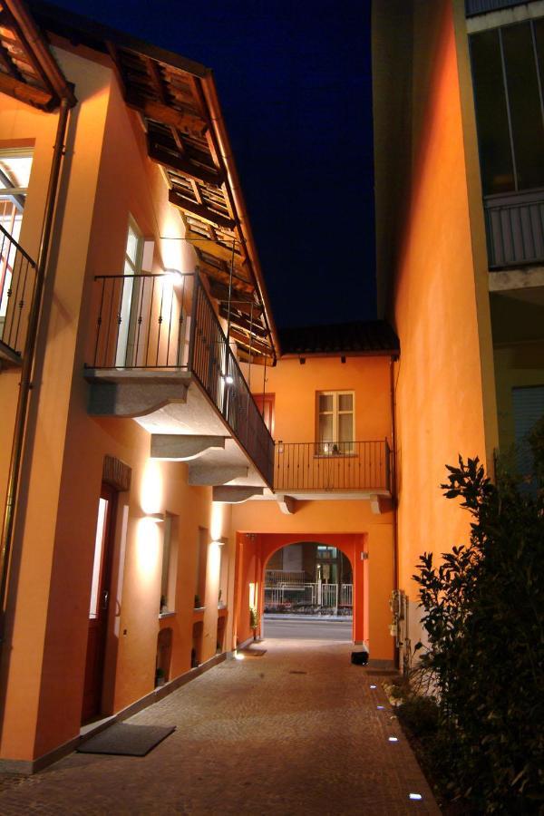 Cortiletto D'Alba Camere Con Ristorante Exteriér fotografie